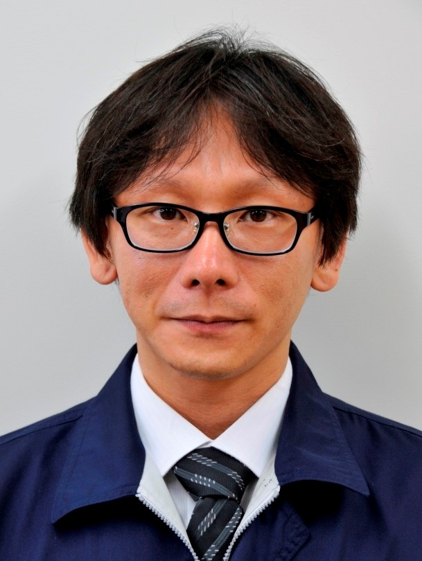 教授　渡邉満洋