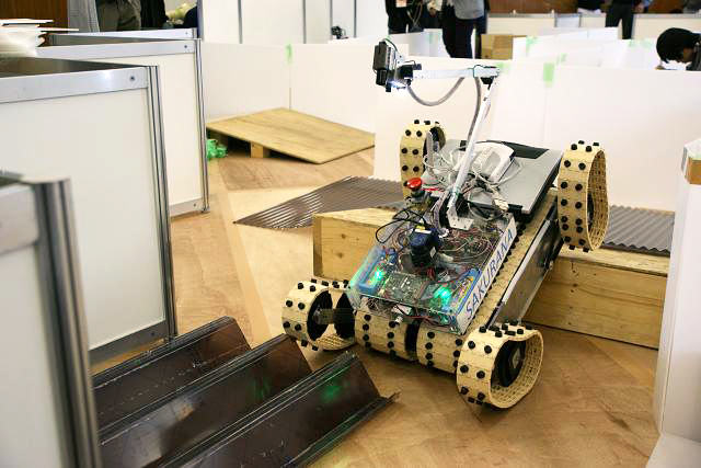 知的創発ロボット研究室 イメージ